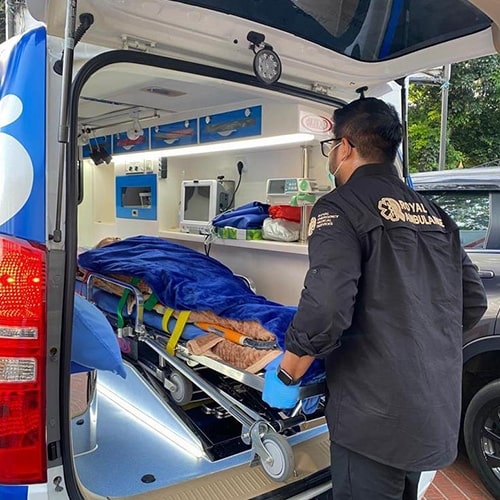 ambulance medical vip (21)-min ambulance medical vip (21)-min