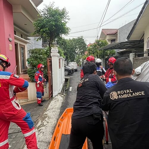 evakuasiroyalambulanxdamkar (2) evakuasiroyalambulanxdamkar (2)